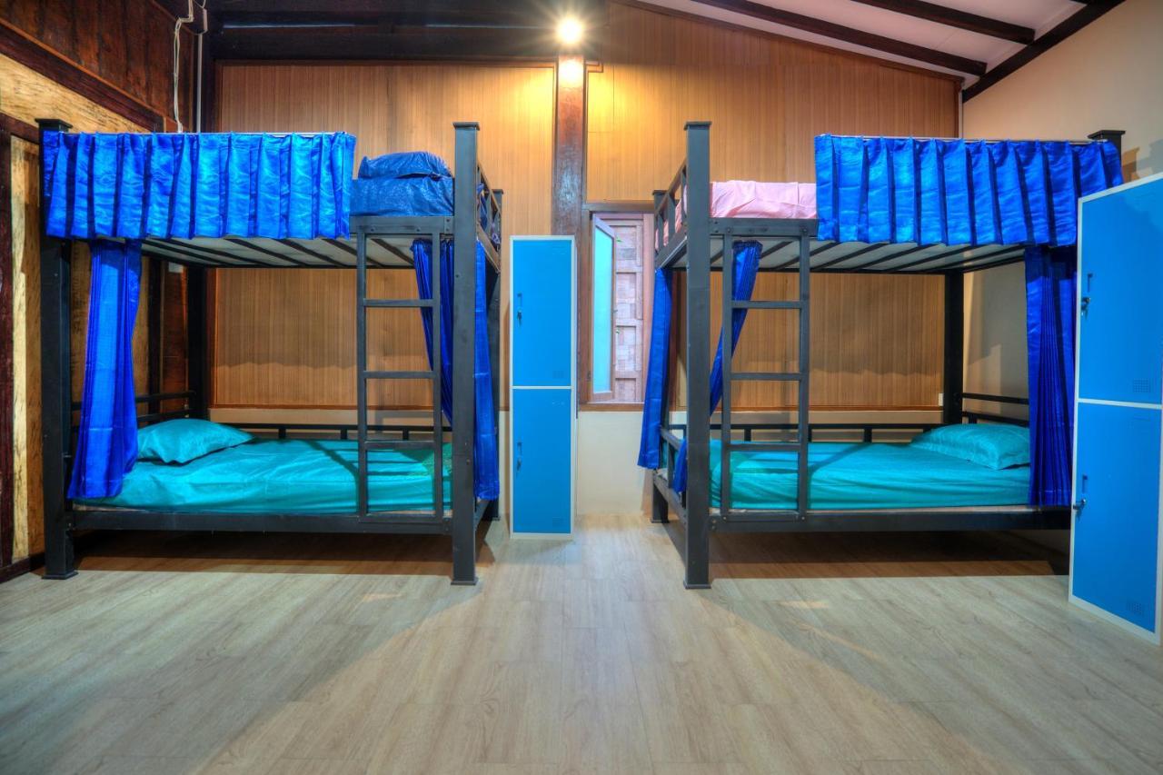 Bata Merah Homestay Banyuwangi  Extérieur photo